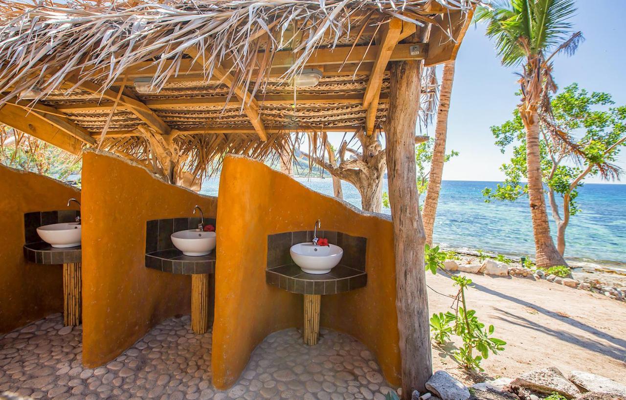 Barefoot Kuata Island Resort Exterior foto