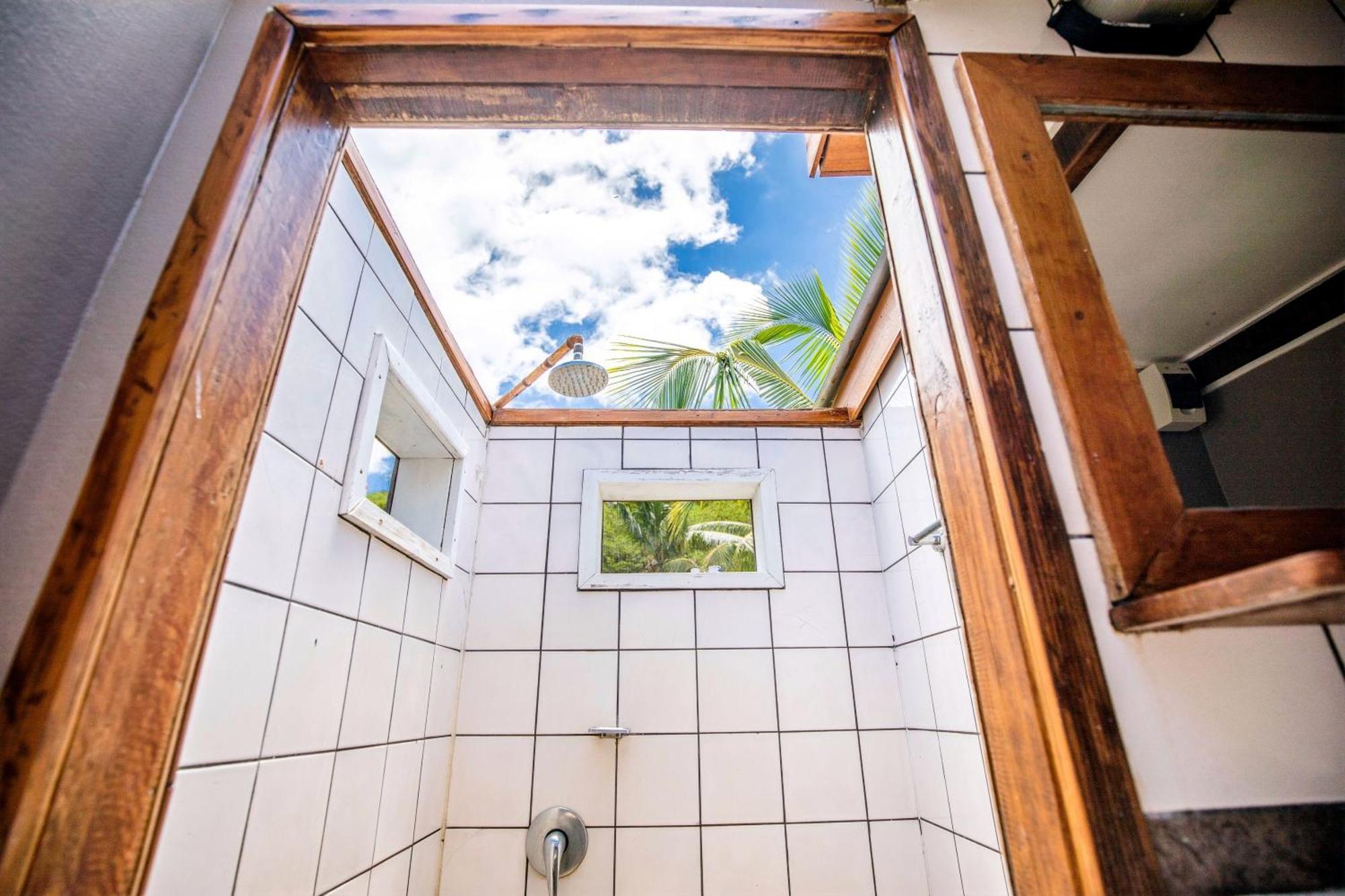 Barefoot Kuata Island Resort Exterior foto